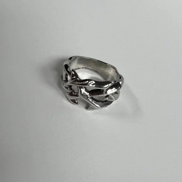 Y2K 2000s vintage retro style silver goth emo unique thorn ring - Picture 6 of 8